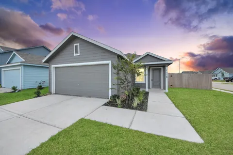 1218 Charlotte Way