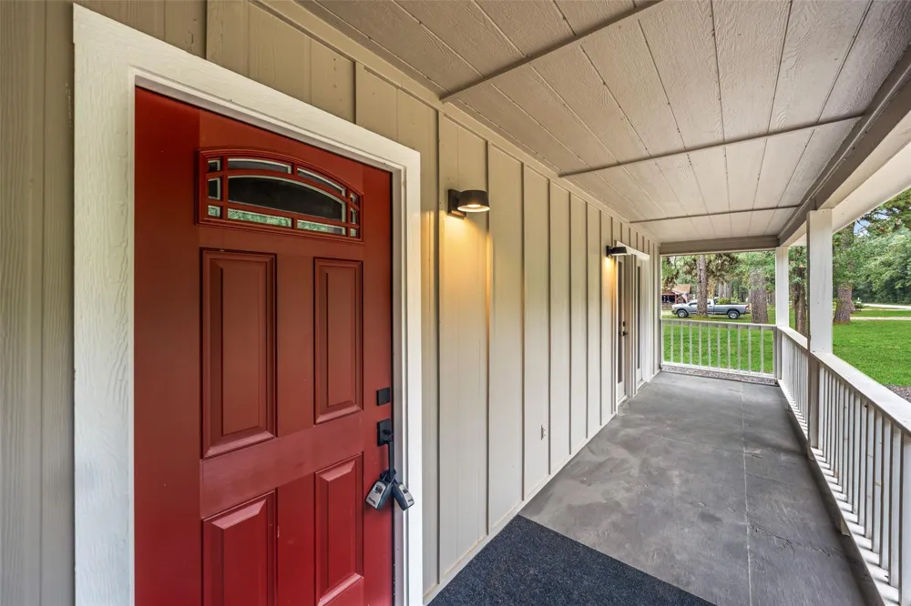 27 Deerfield Road Huntsville, TX 77340