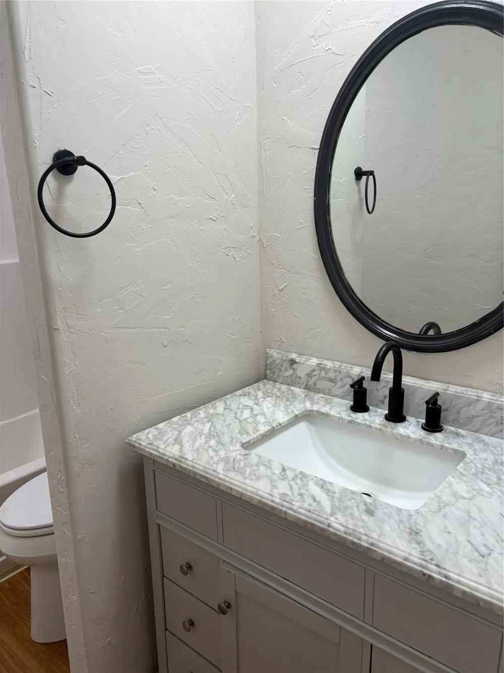 1209 Roberson Street Conroe, TX 77301