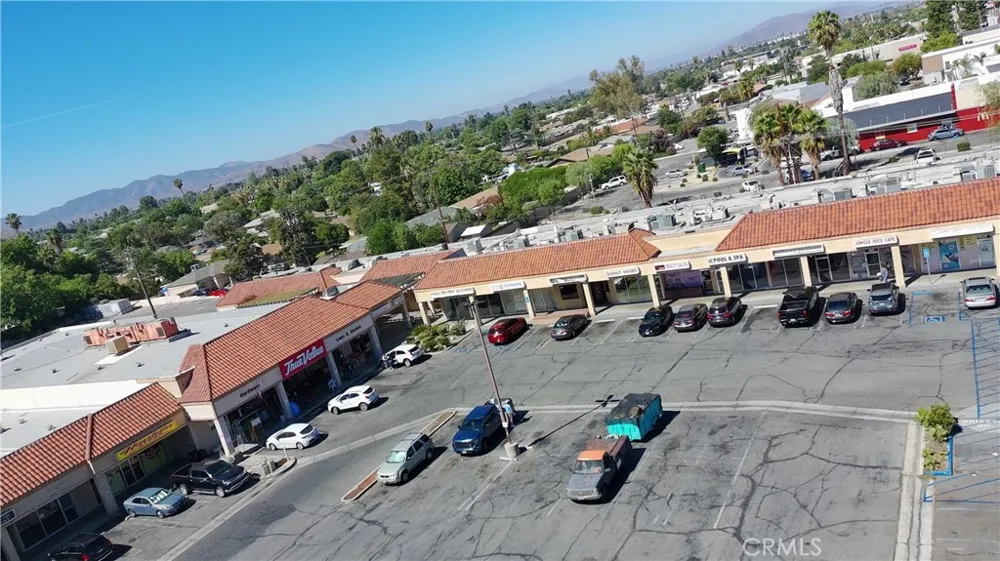 1981 E Florida Avenue Hemet, CA 92544