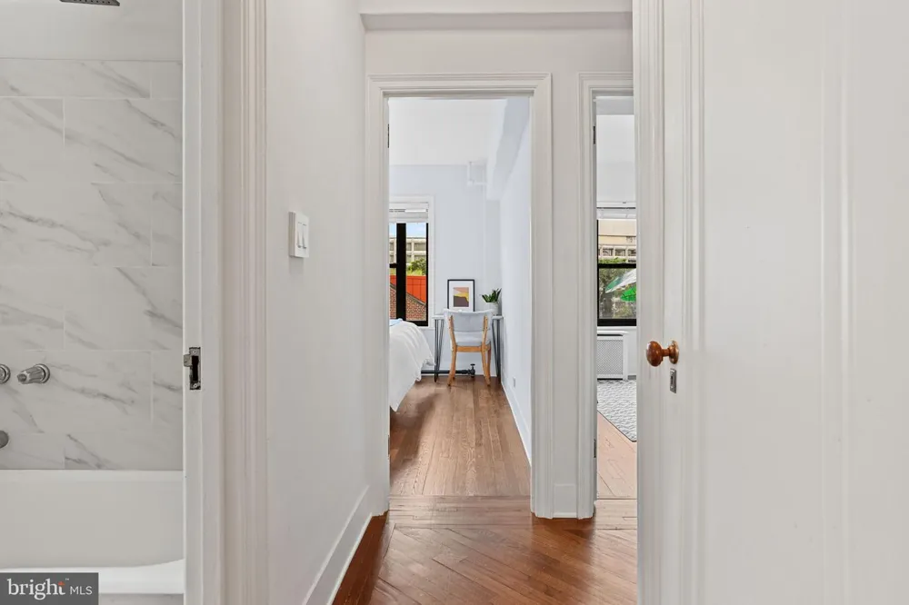 2100 19TH STREET NW #706 Washington, DC 20009