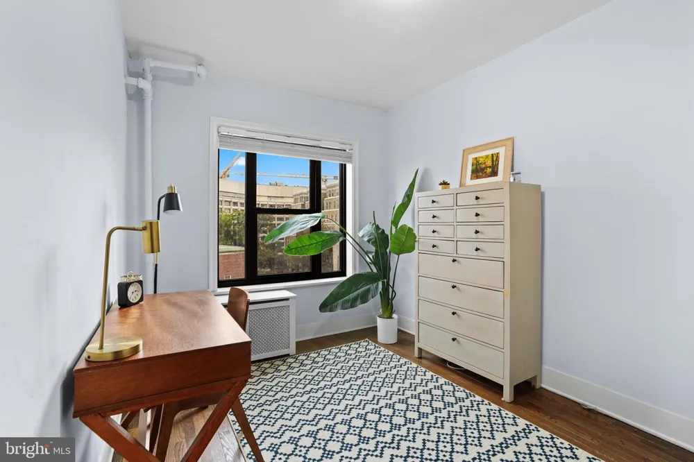 2100 19TH STREET NW #706 Washington, DC 20009