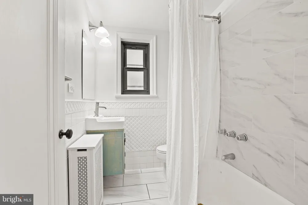 2100 19TH STREET NW #706 Washington, DC 20009