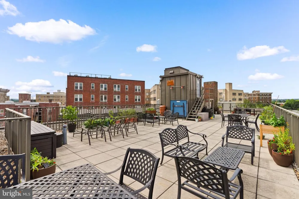 2100 19TH STREET NW #706 Washington, DC 20009