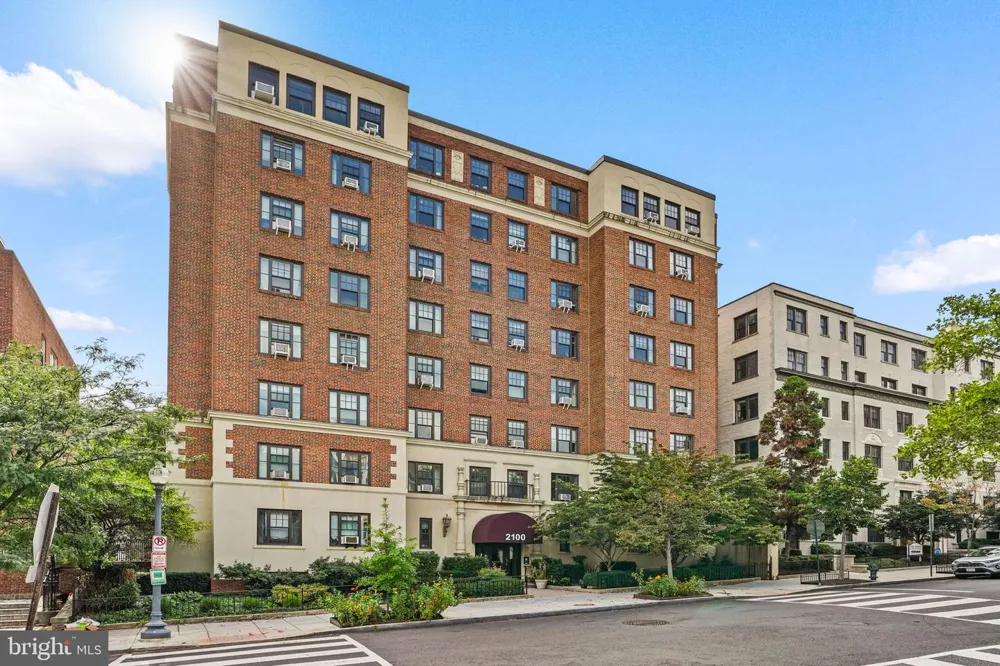 2100 19TH STREET NW #706 Washington, DC 20009