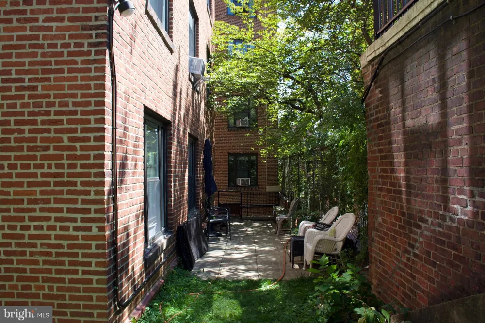 2100 19TH STREET NW #706 Washington, DC 20009