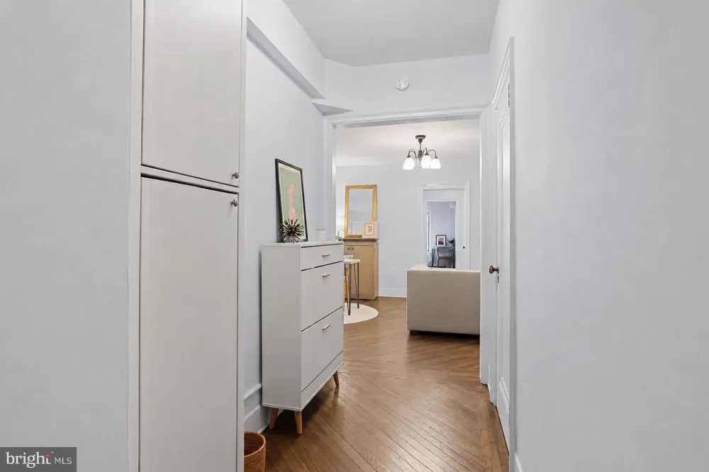 2100 19TH STREET NW #706 Washington, DC 20009