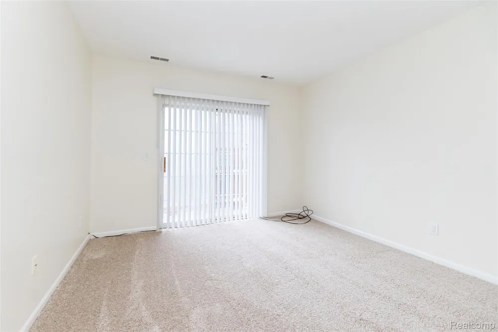 25540 Saint James Southfield City, MI 48075