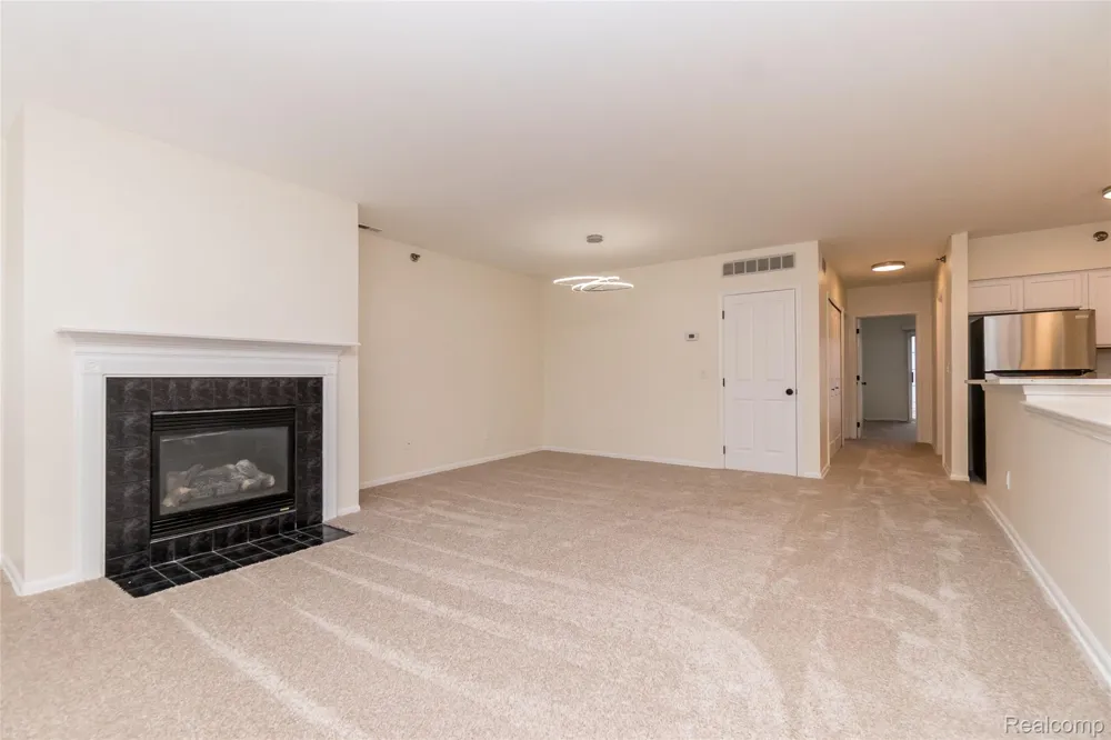25540 Saint James Southfield City, MI 48075
