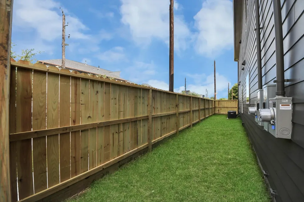 4607 Gunter Street #C Houston, TX 77020