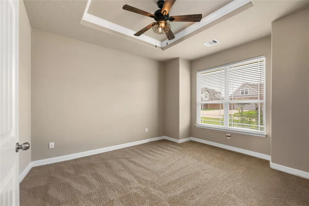 14407 Meadowlands Drive Mont Belvieu, TX 77523