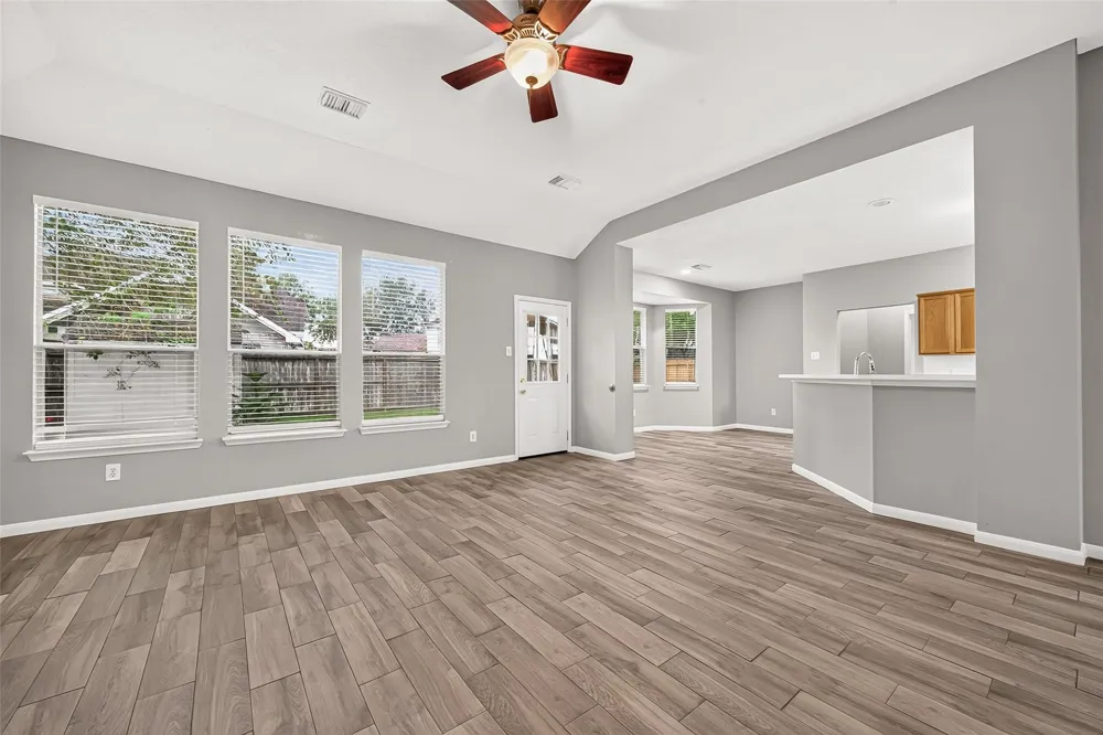 17214 Grey Mist Drive Friendswood, TX 77546