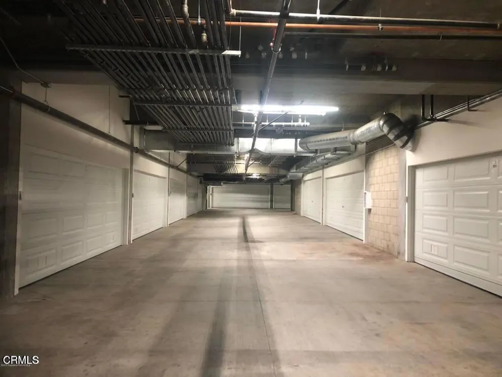 239 S Marengo Avenue #204 Pasadena, CA 91101