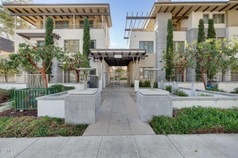 239 S Marengo Avenue #204