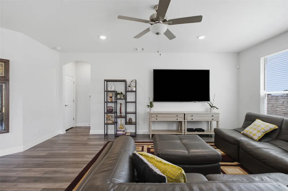 137 Jasmine Lane Marble Falls, TX 78654
