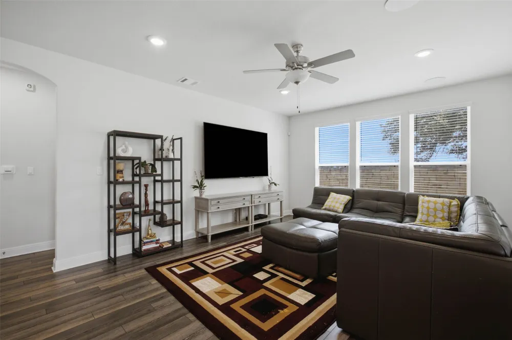 137 Jasmine Lane Marble Falls, TX 78654