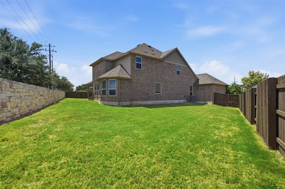 137 Jasmine Lane Marble Falls, TX 78654