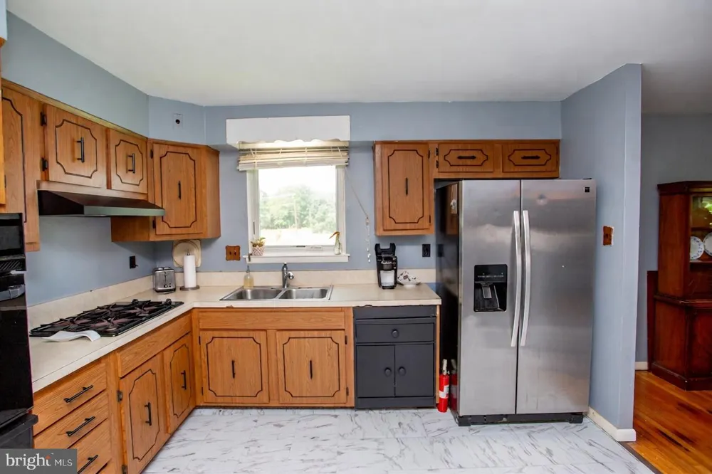 1212 DAHLIA ROAD Warminster, PA 18974