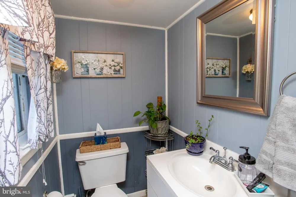 1212 DAHLIA ROAD Warminster, PA 18974