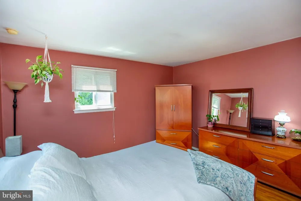 1212 DAHLIA ROAD Warminster, PA 18974