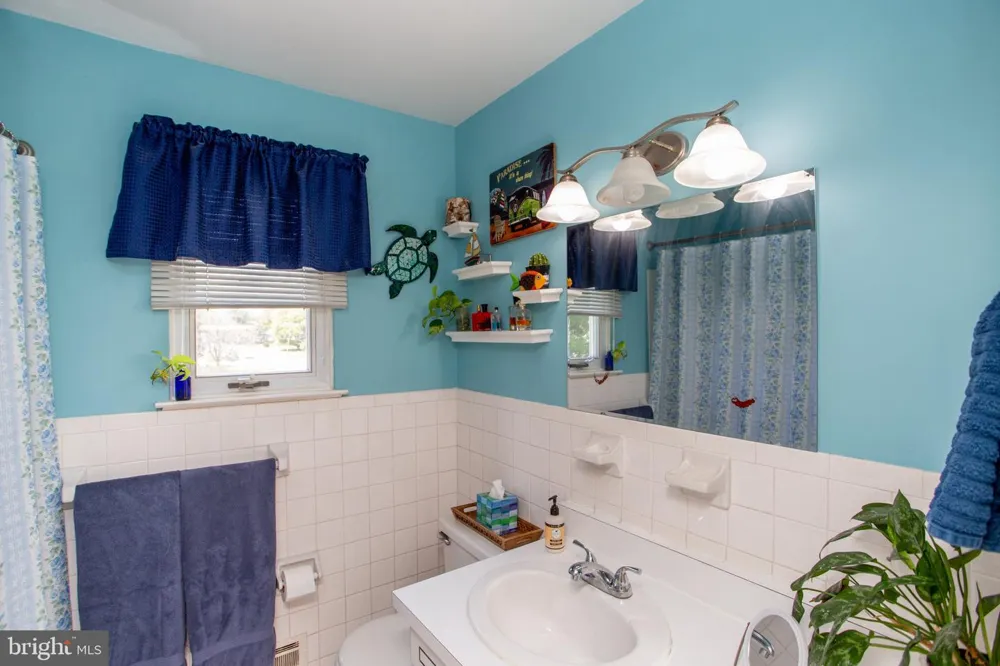 1212 DAHLIA ROAD Warminster, PA 18974