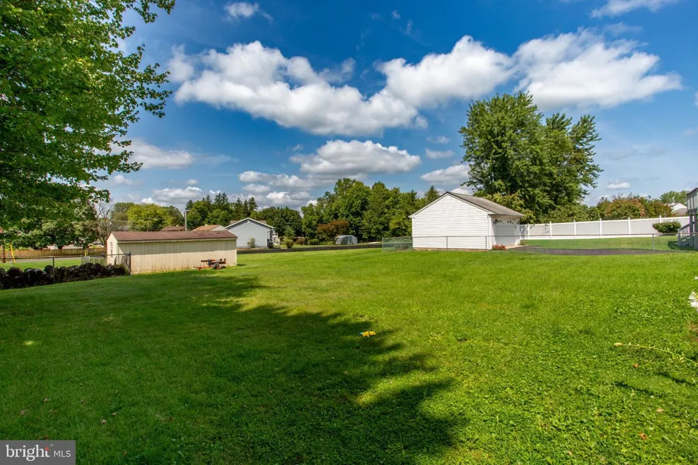 1212 DAHLIA ROAD Warminster, PA 18974