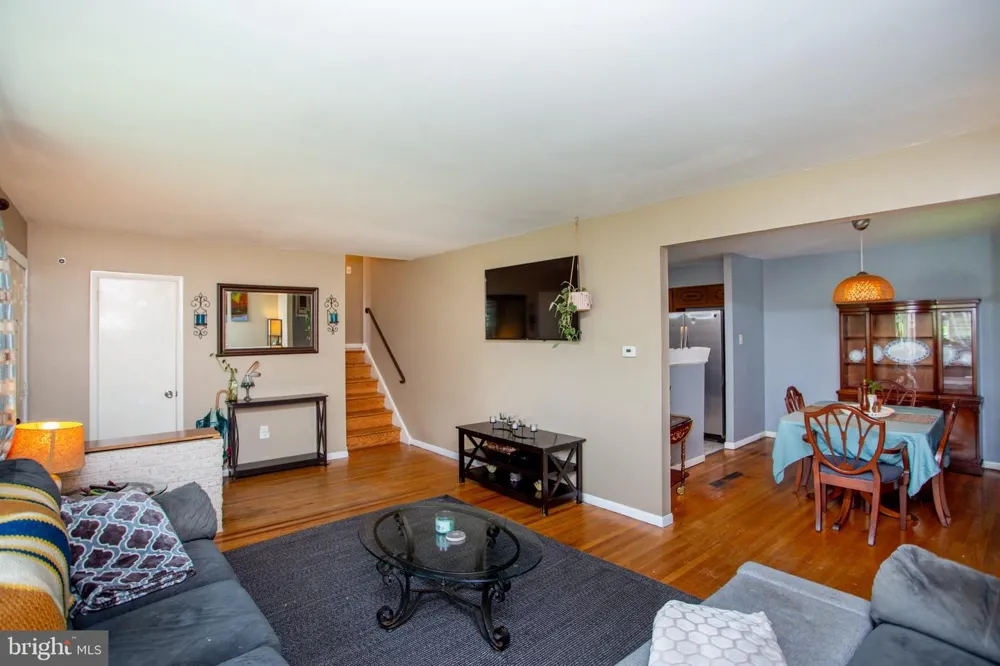 1212 DAHLIA ROAD Warminster, PA 18974