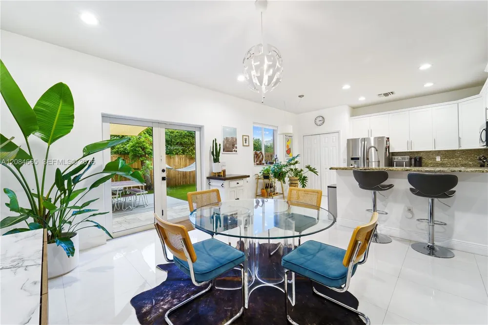 2306 SW 36th Ave #2306 Miami, FL 33145