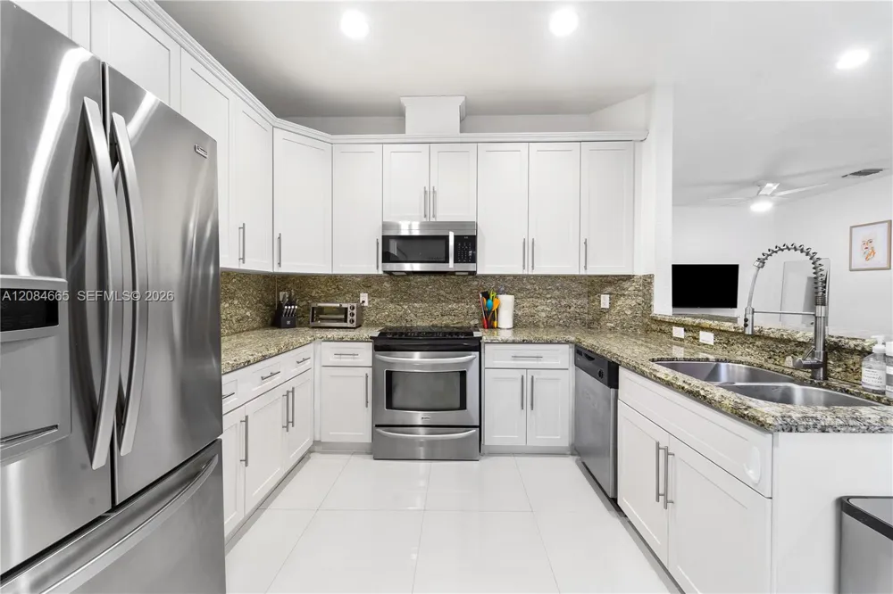 2306 SW 36th Ave #2306 Miami, FL 33145