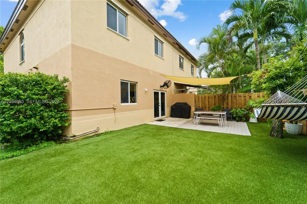 2306 SW 36th Ave #2306 Miami, FL 33145