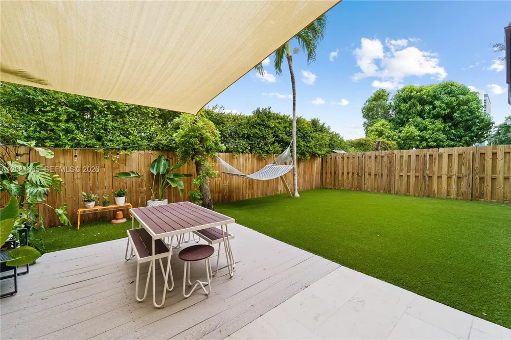 2306 SW 36th Ave #2306 Miami, FL 33145