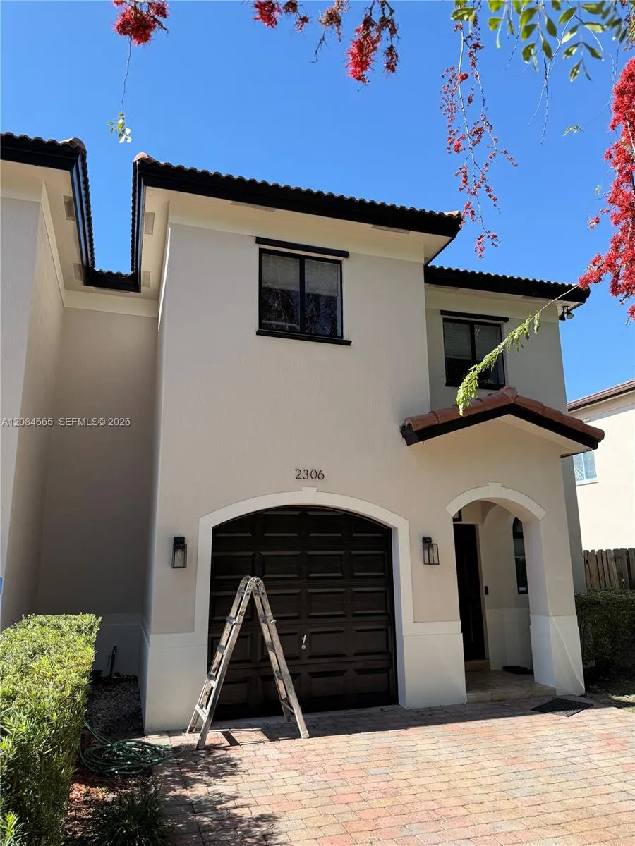 2306 SW 36th Ave #2306 Miami, FL 33145