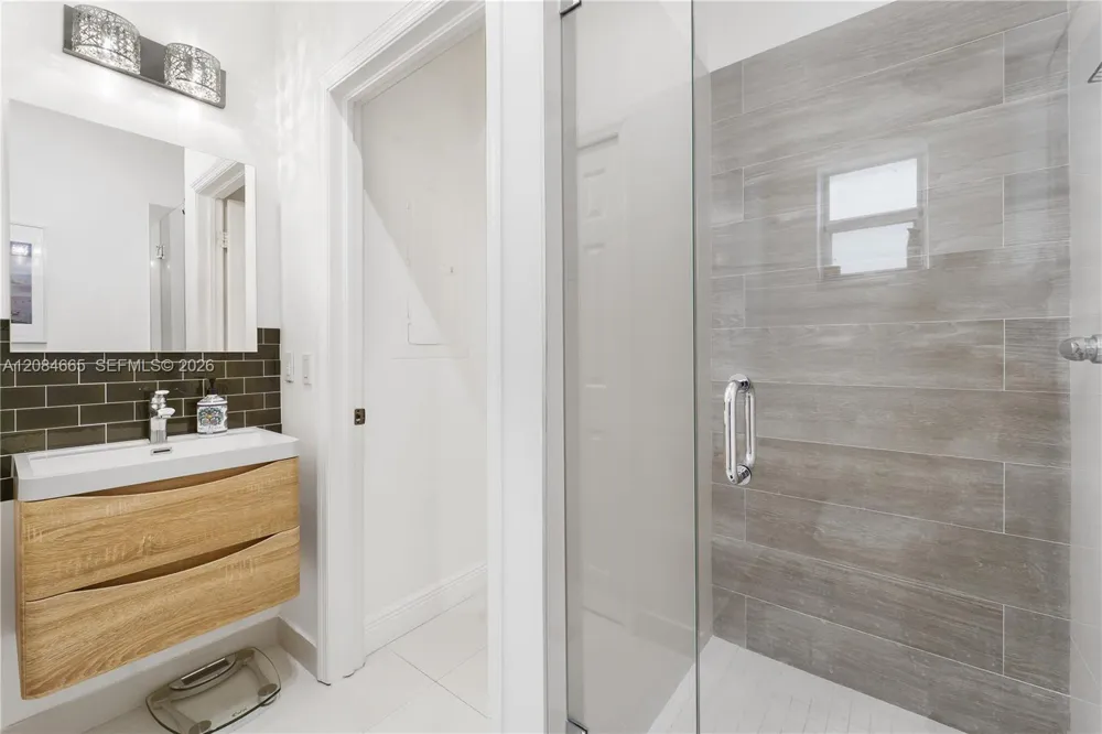 2306 SW 36th Ave #2306 Miami, FL 33145