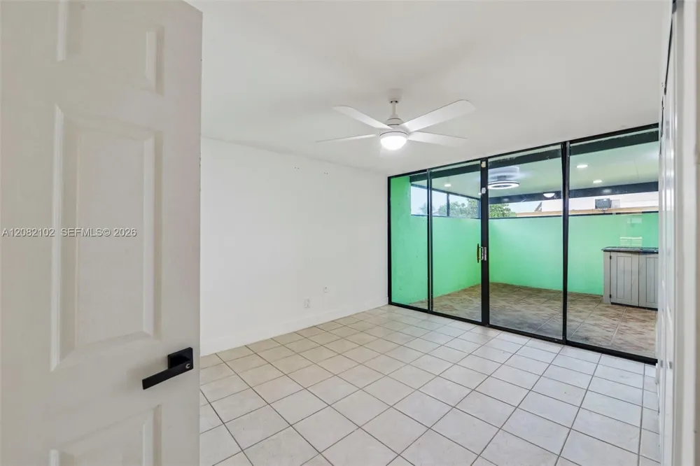 13130 SW 15th Ln Miami, FL 33184