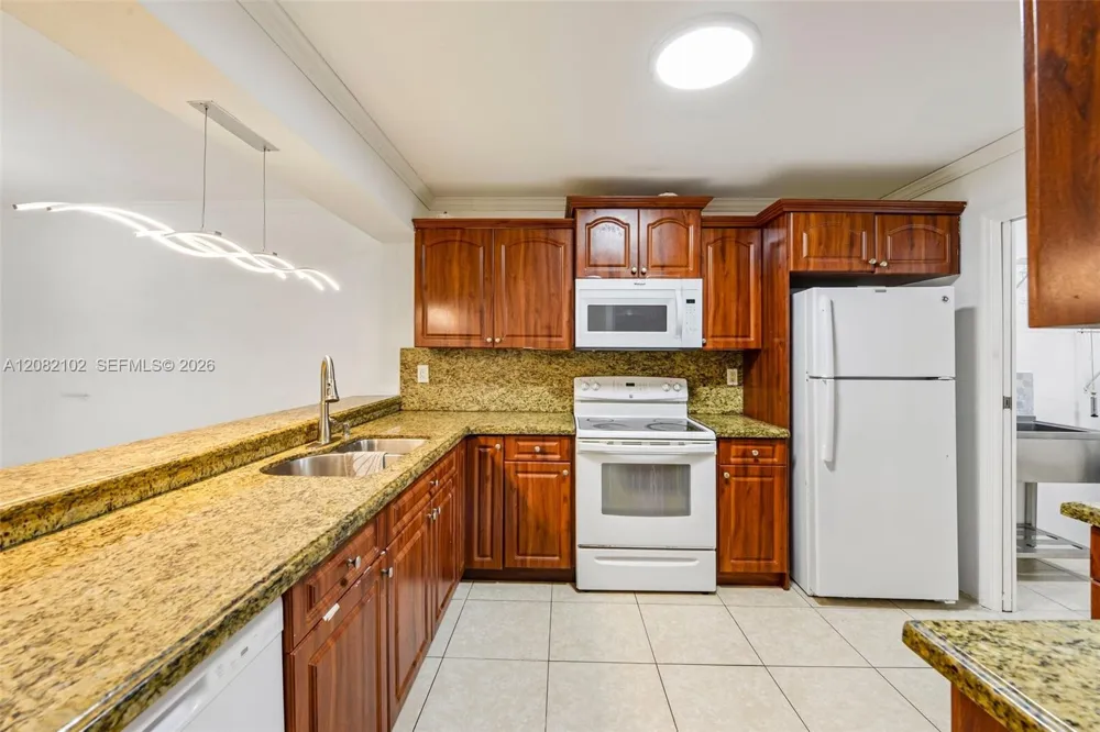 13130 SW 15th Ln Miami, FL 33184