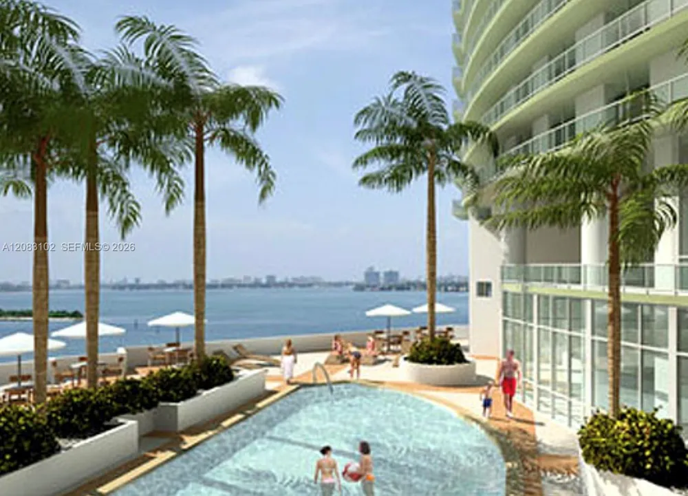 1900 Bayshore Dr #810 Miami, FL 33132