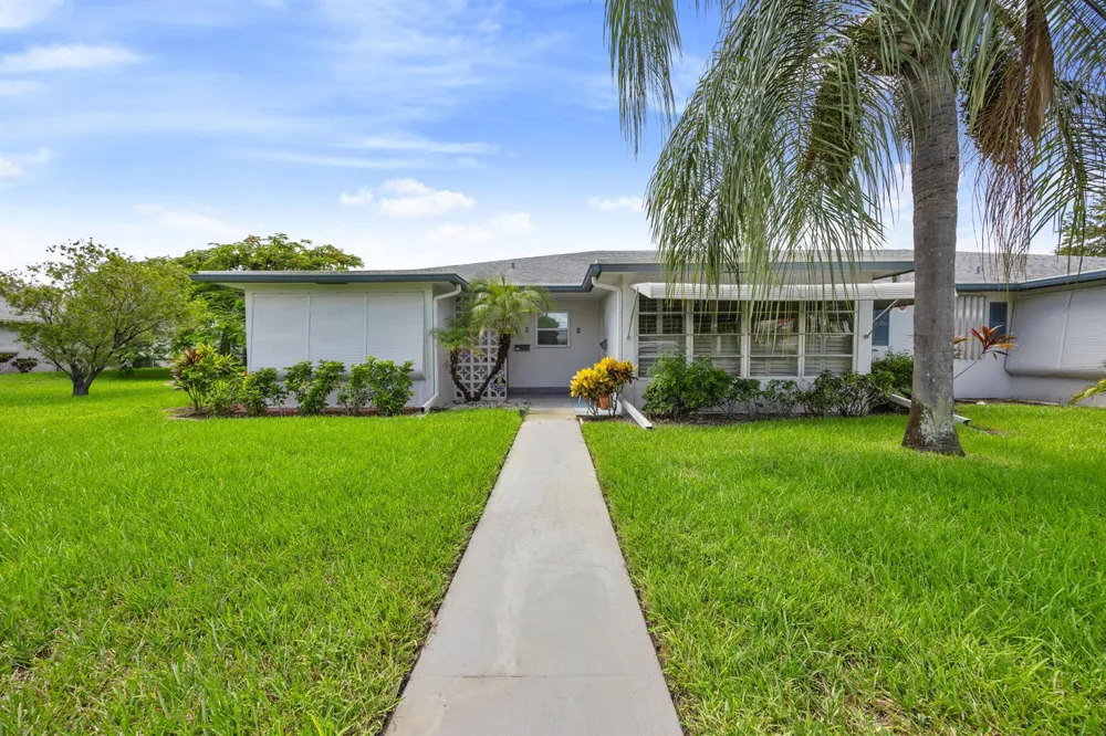 1082 North Drive #B Delray Beach, FL 33445