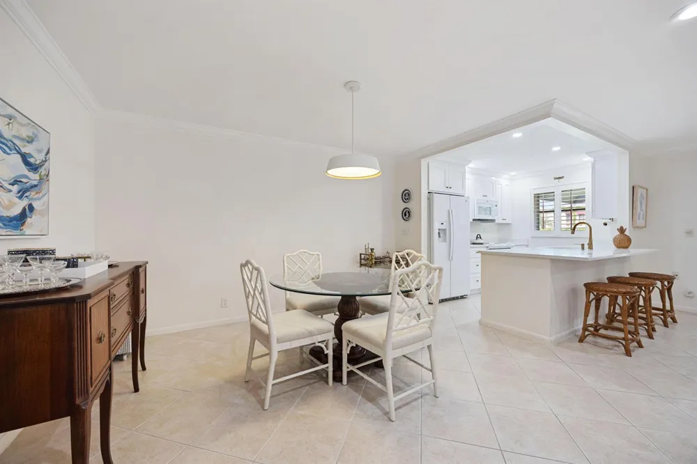 1082 North Drive #B Delray Beach, FL 33445