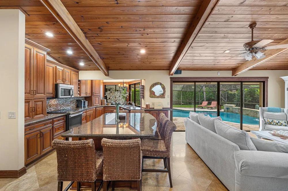 2570 NW 27th Street Boca Raton, FL 33434
