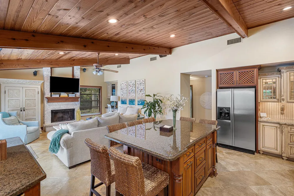 2570 NW 27th Street Boca Raton, FL 33434
