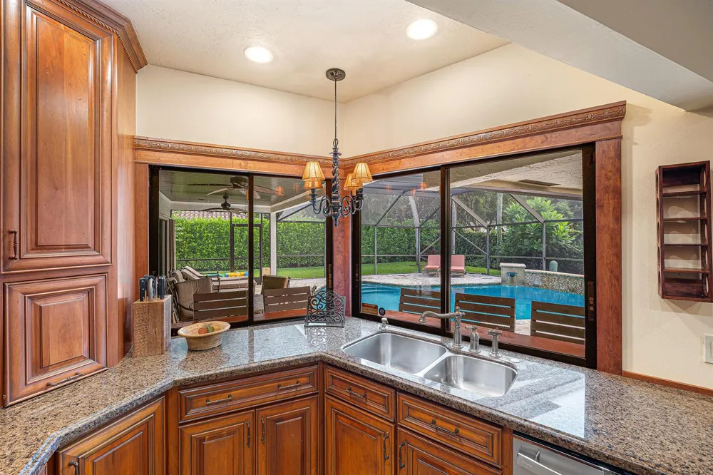 2570 NW 27th Street Boca Raton, FL 33434