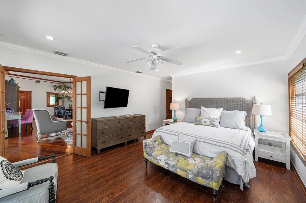 2570 NW 27th Street Boca Raton, FL 33434