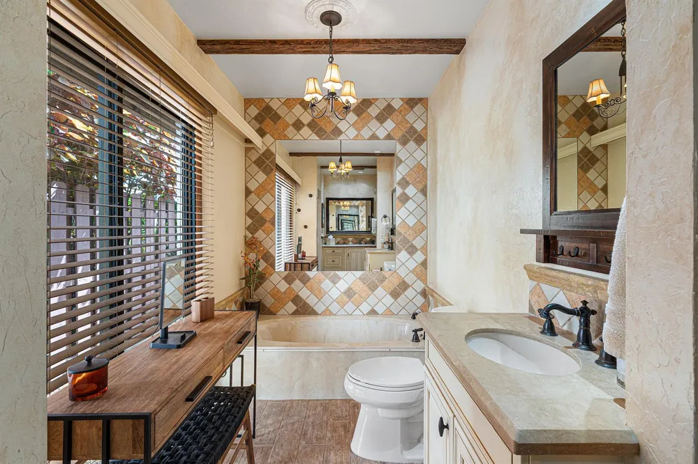 2570 NW 27th Street Boca Raton, FL 33434