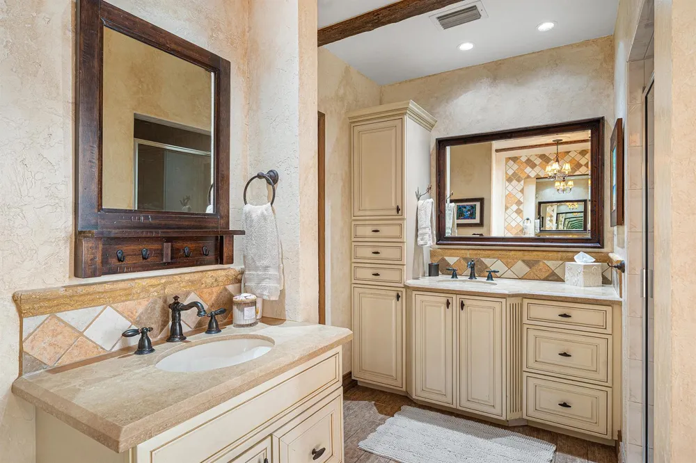 2570 NW 27th Street Boca Raton, FL 33434