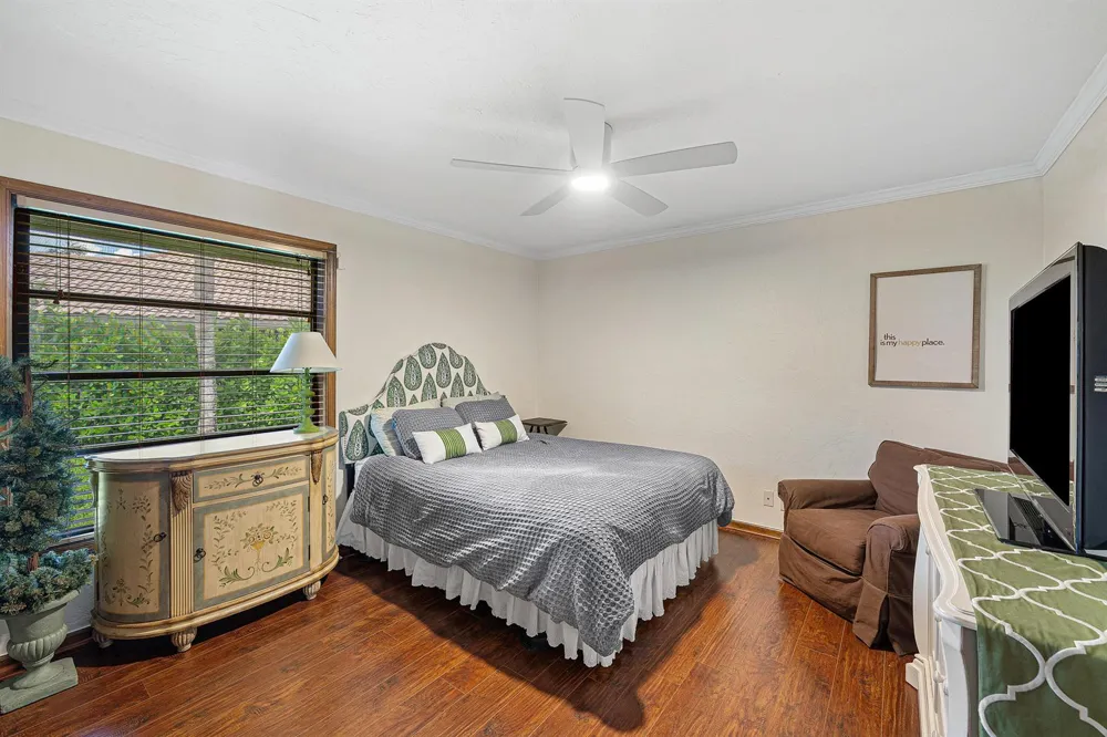 2570 NW 27th Street Boca Raton, FL 33434
