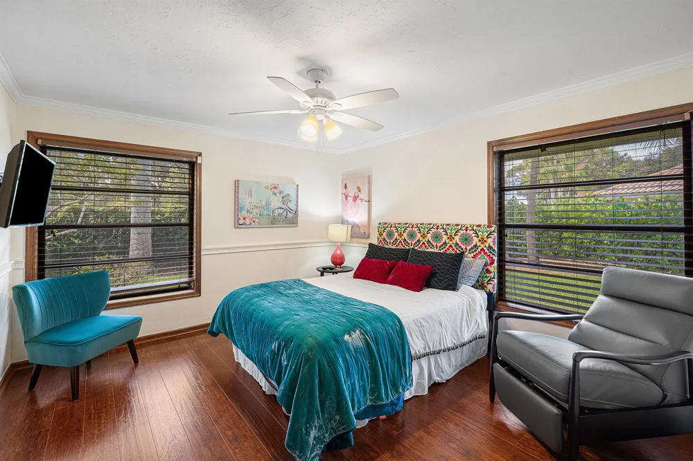 2570 NW 27th Street Boca Raton, FL 33434
