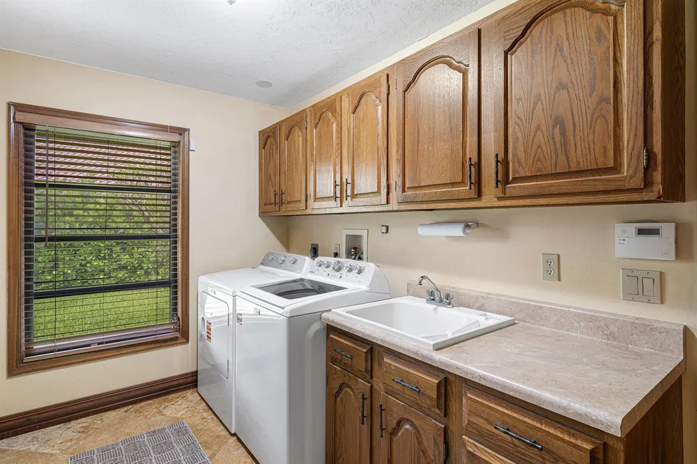 2570 NW 27th Street Boca Raton, FL 33434