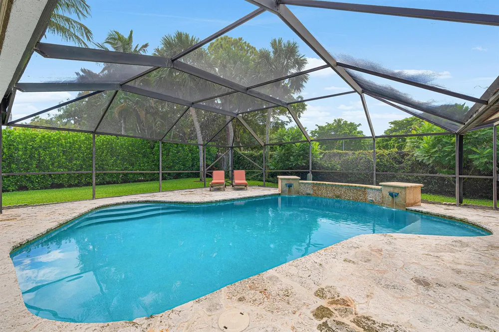 2570 NW 27th Street Boca Raton, FL 33434