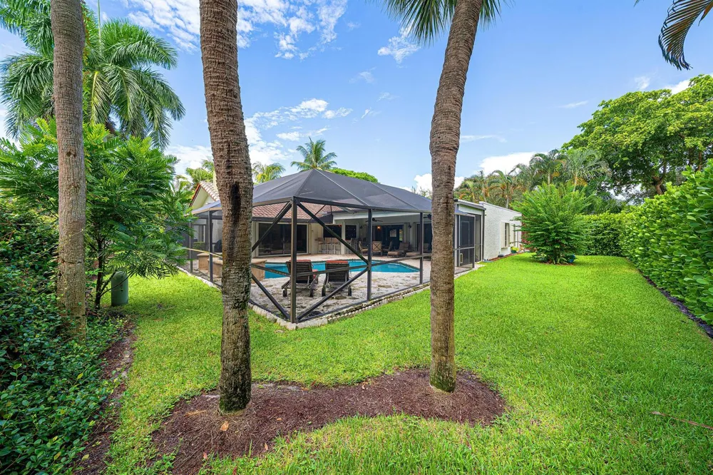 2570 NW 27th Street Boca Raton, FL 33434