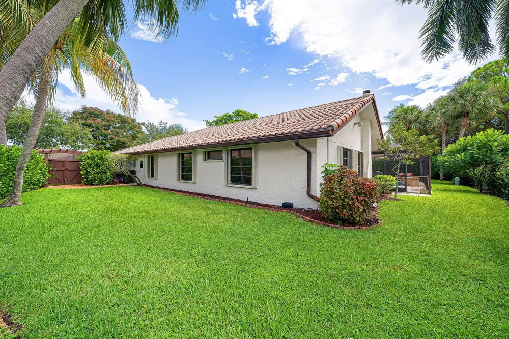 2570 NW 27th Street Boca Raton, FL 33434